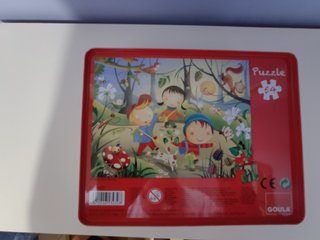 Puzzle Goula con caja metálica