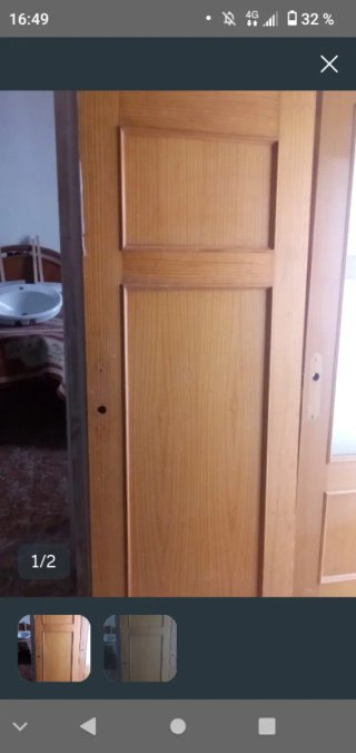 Puerta de madera interior