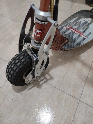 Patinete de gasolina