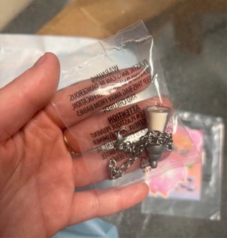 Blind box bratz.