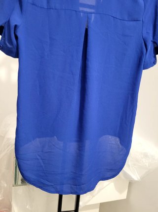 Blusa azul cruzada Hush