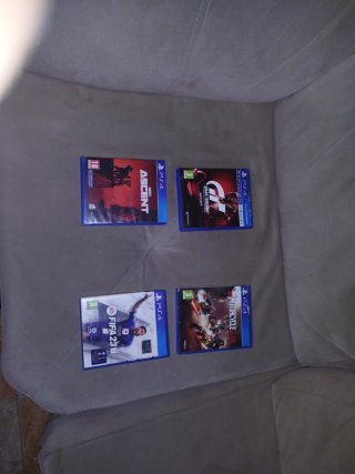 4 Juegos PS4: FIFA 23, Gran Turismo, Ascent, Motor