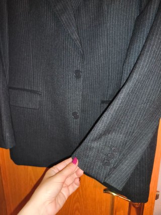 Conjunto de traje de rayas negro de hombre