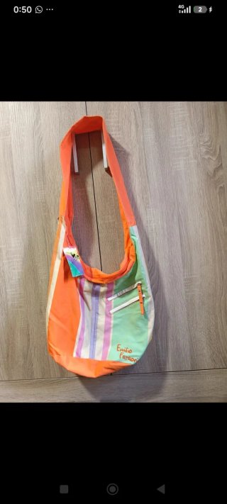 Bolso bandolera multicolor estilo veraniego