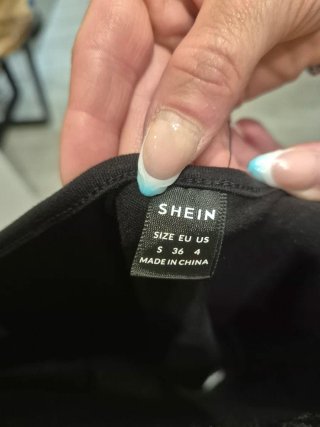 Vestido negro Shein talla S con encaje
