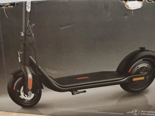 Ninebot KickScooter F2 nuevo en su caja
