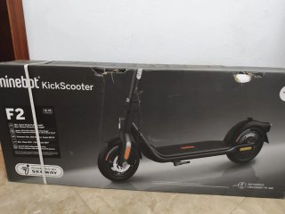 Ninebot KickScooter F2 nuevo en su caja