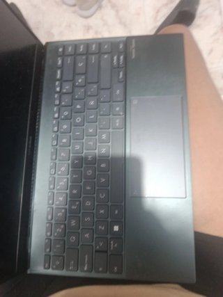 Ordenador portátil ASUS