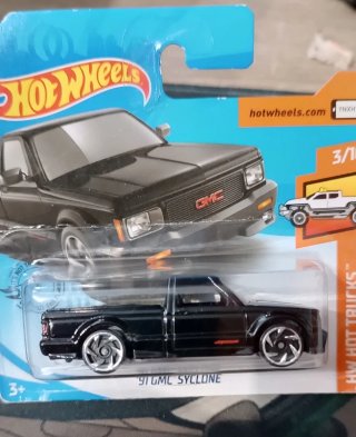 Hot Wheels 91 GMC Syclone Negro