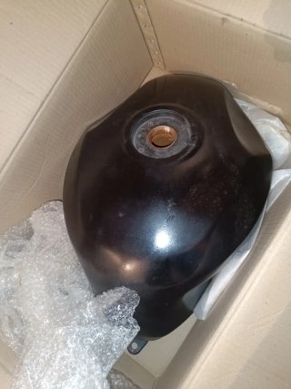 Depósito Gasolina Hyosung Comet Negro