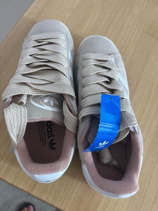 Zapatillas Adidas Beige y Rosa
