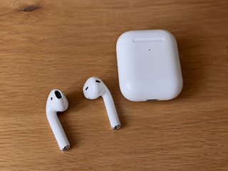 Airpods 2ª Gen Blancos
