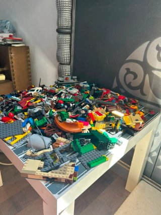 Conjunto de piezas y minifiguras LEGO 2,5 kg