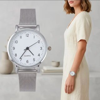 Reloj de pulsera plateado para mujer
