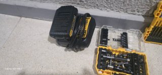 Taladro Percutor DeWalt con Bolso