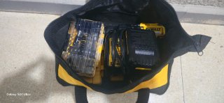 Taladro Percutor DeWalt con Bolso