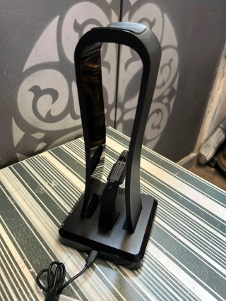 Soporte para auriculares gaming con iluminación RG