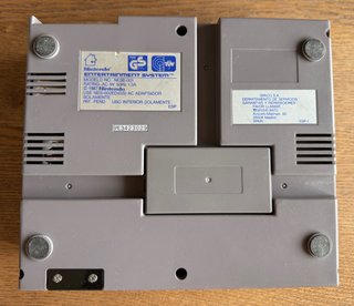Nintendo NES (PAL, versión española)