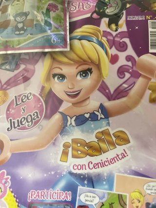 CON REGALO Revista LEGO numero 4 Disney Princesas