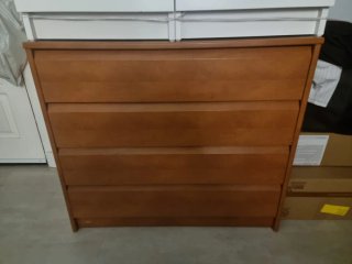 Cómoda de madera