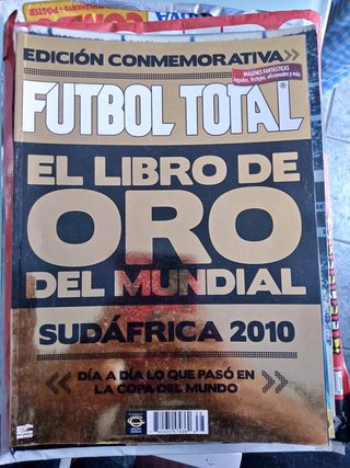 Libro Fútbol Total: El Libro de Oro del Mundial Sudáfrica