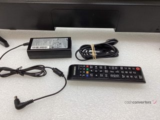 televisor led 32” samsung ue32m4005aw