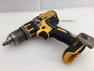 taladro a bateria dewalt dcd795