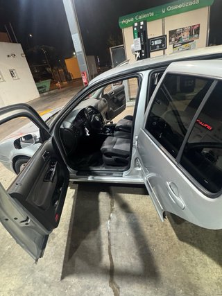 Volkswagen Golf 2003