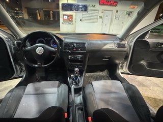 Volkswagen Golf 2003