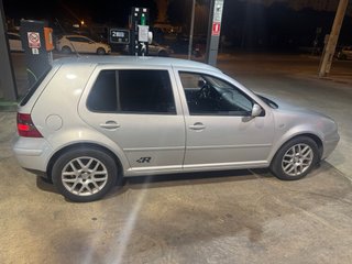 Volkswagen Golf 2003
