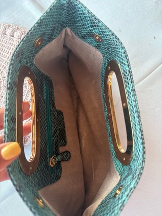 Bolso Michael Kors verde y dorado