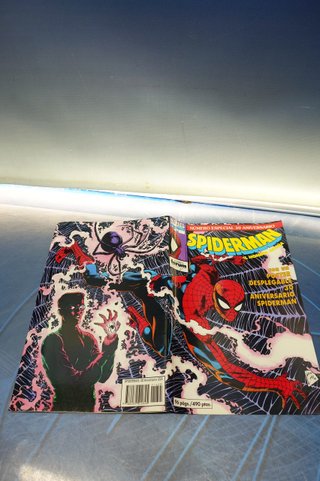 SPIDERMAN comics forum, NUMERO ESPECIAL 30 ANIVERSARIO , contiene poster