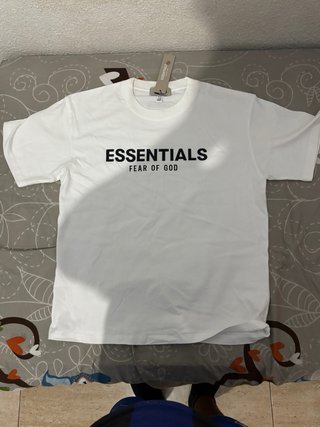 Camiseta Essentials Fear of God Blanca