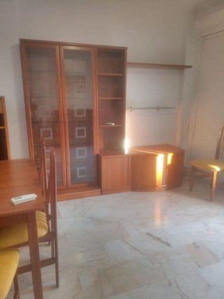 Casa adosada en alquiler en El Juncal - Av. de la Paz en Sevilla