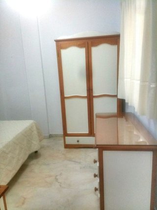 Casa adosada en alquiler en El Juncal - Av. de la Paz en Sevilla
