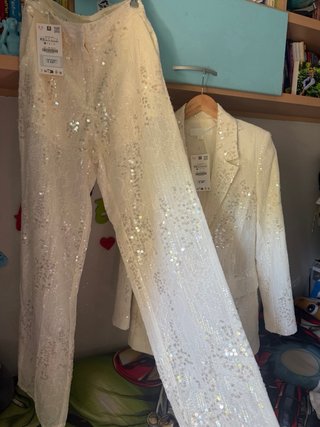 Traje Zara Lentejuelas Blanco roto
