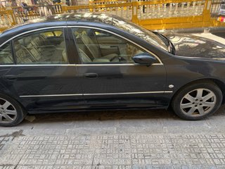 Peugeot 607