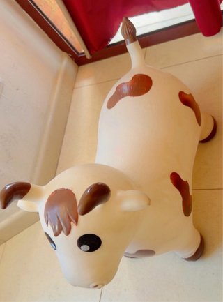 Vaca saltarina para bebé