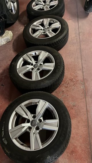 Llantas Audi 16” con neumáticos Michelin