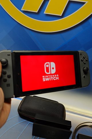 Nintendo Switch V1 Gris + Accesorios