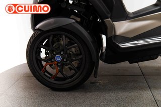 PIAGGIO MP3 530 HPE EXCLUSIVE