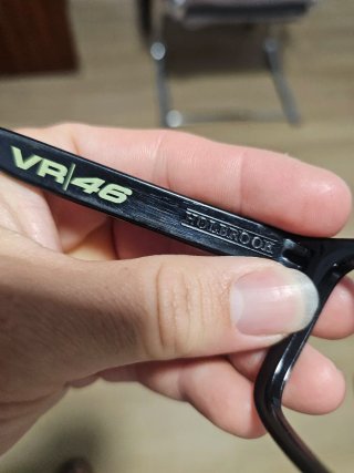Holbrook Oakley Valentino Rossi Original.