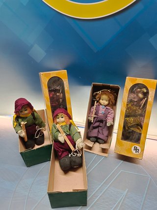 3 Marionetas + 2 Brujas de la suerte