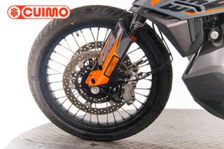 KTM 890 ADVENTURE