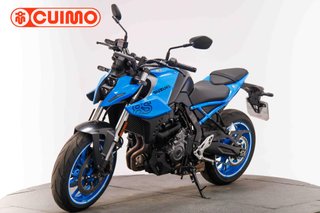 SUZUKI GSX-8S