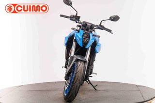 SUZUKI GSX-8S