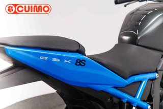 SUZUKI GSX-8S
