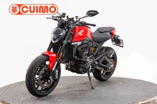 DUCATI MONSTER 937