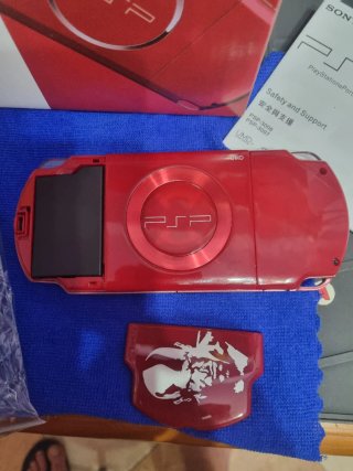 PSP 2004 Radiant Red Sony GOD OFF War 100 juegos