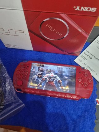 PSP 2004 Radiant Red Sony GOD OFF War 100 juegos